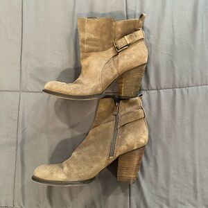 Ivanka Trump suede Boots